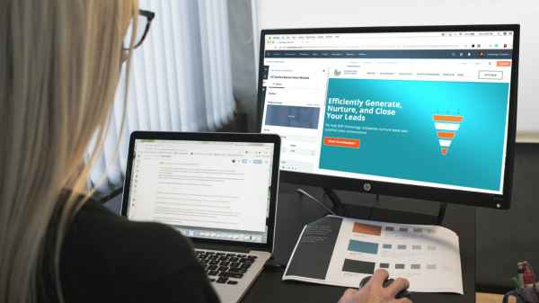 Чем отличается веб-дизайнер от графического дизайнера?